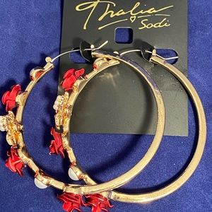 🌹 Thalia Sodi Flower Bee Hoop Earrings